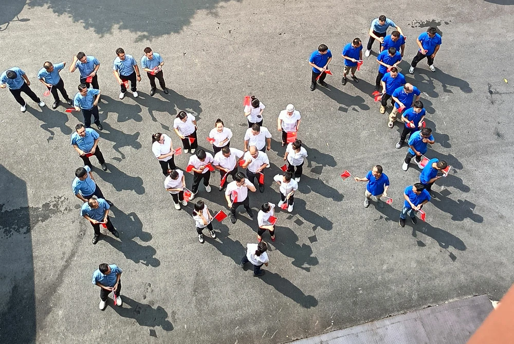 happy team building for National Day1